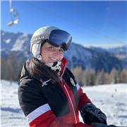 Laureata magistrale in scienze e tecniche delle attività motorie preventive ed adattate. Maestra di sci alpino